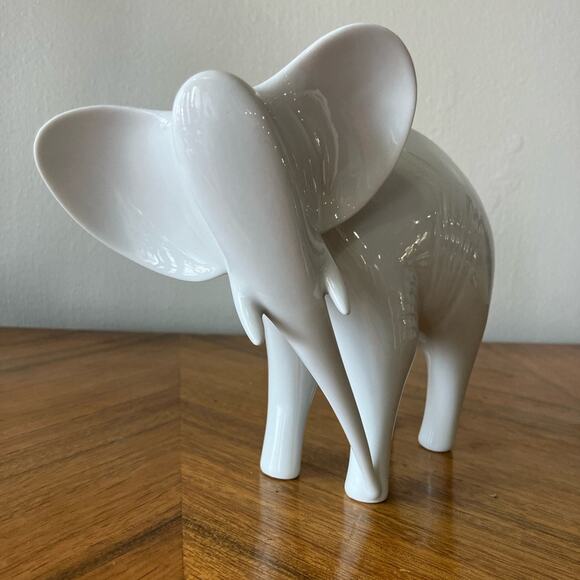 Royal Dux Elephant Vintage Ceramic Figurine Sculpture Statue Jaroslav Jezek - Picture 3 of 8